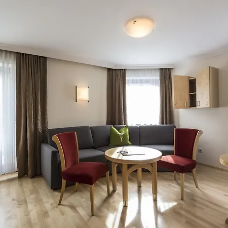 Stefan Готель 4*