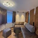 Glanz & Glory Hotel 4*