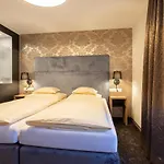 Glanz&Glory Hotel 4*