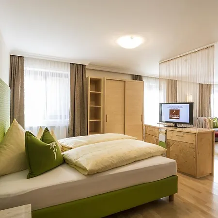 Hotel Glanz & Glory