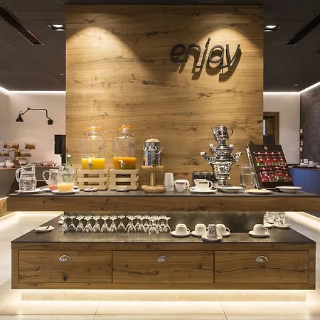 Glanz & Glory Ξενοδοχείο 4*